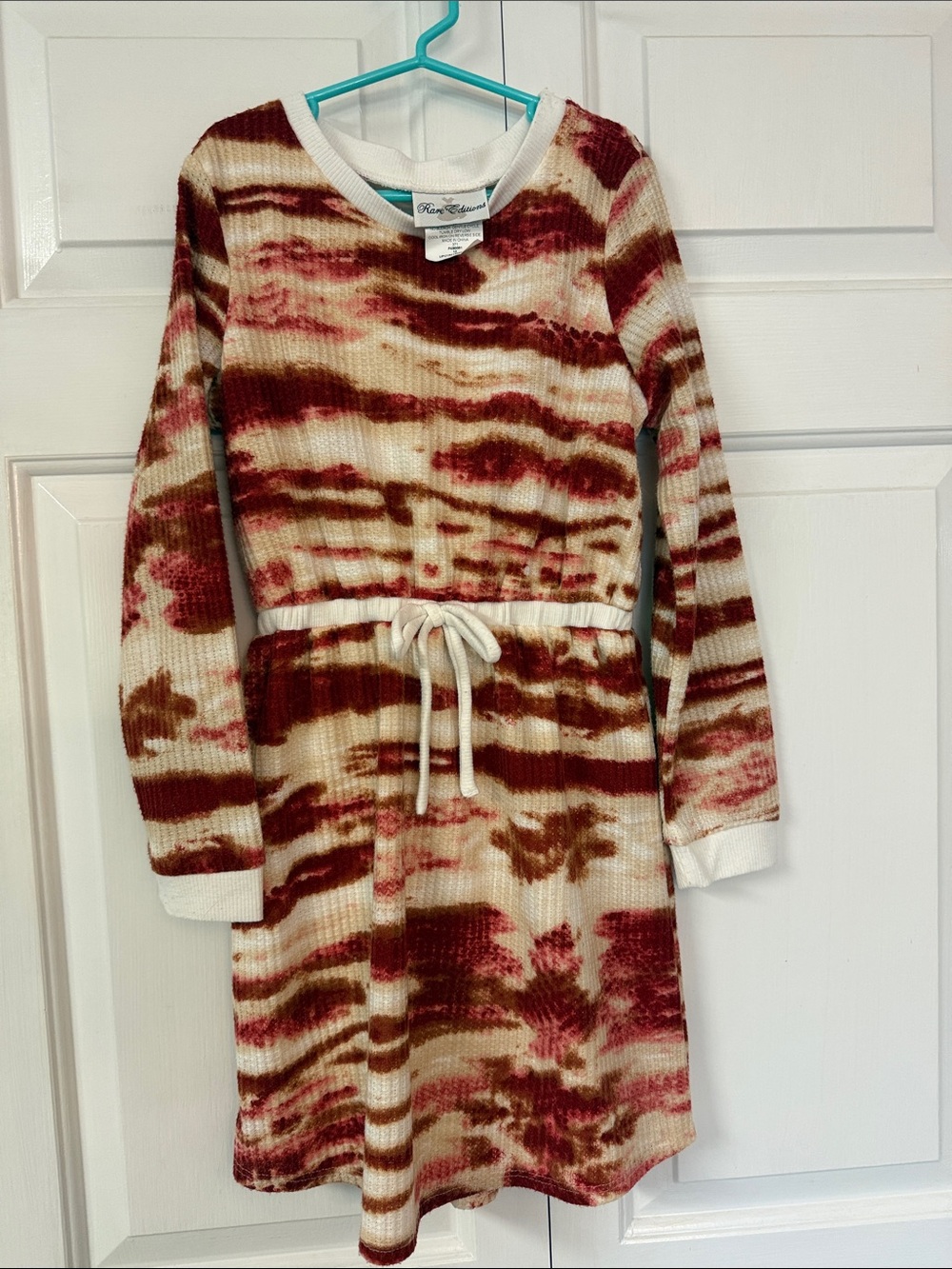 Rare Editions Cream and Burgundy Tie-Dye Knit Dress with Drawstring
